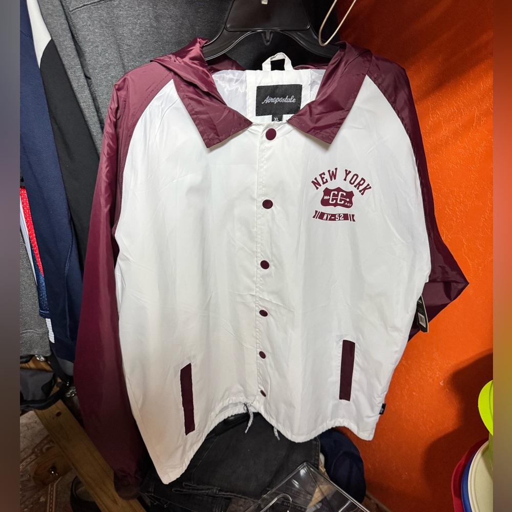 Men’s windbreaker jacket